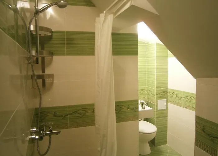 Rose Butterfly Ostello *