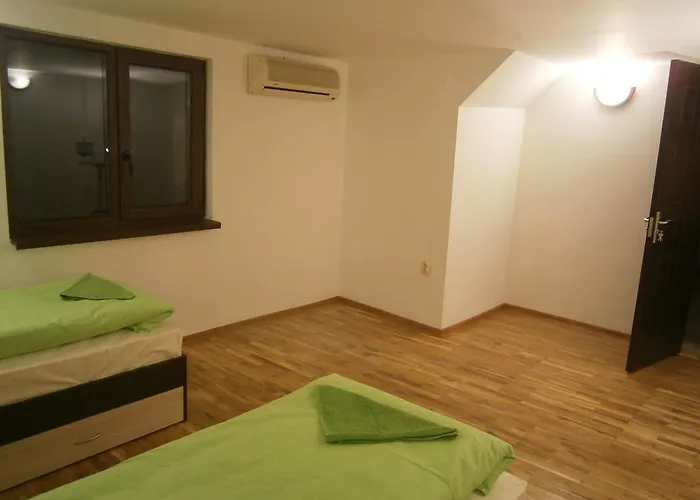 Hostel Rose Butterfly *