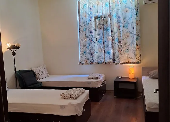 Hostel Rose Butterfly *